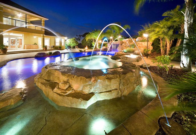 塑石假山.jpg 塑石假山