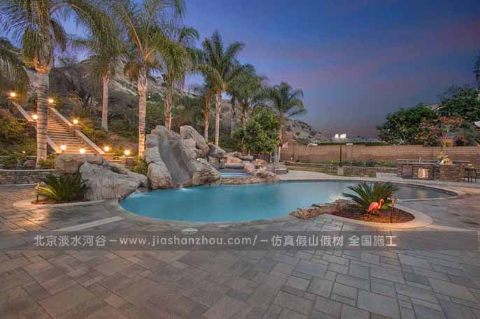 塑石假山.jpg 塑石假山