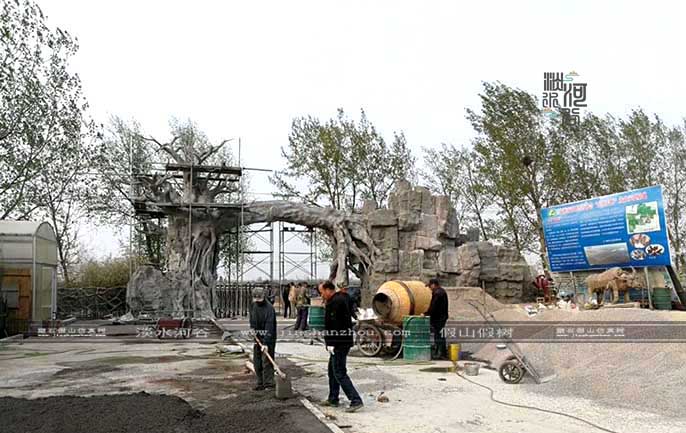 仿真樹(shù)大門(mén)