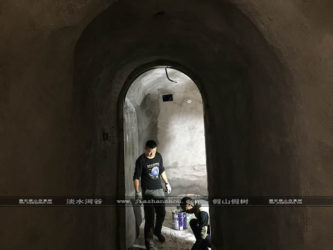 主題洞穴酒店.jpg 主題洞穴酒店