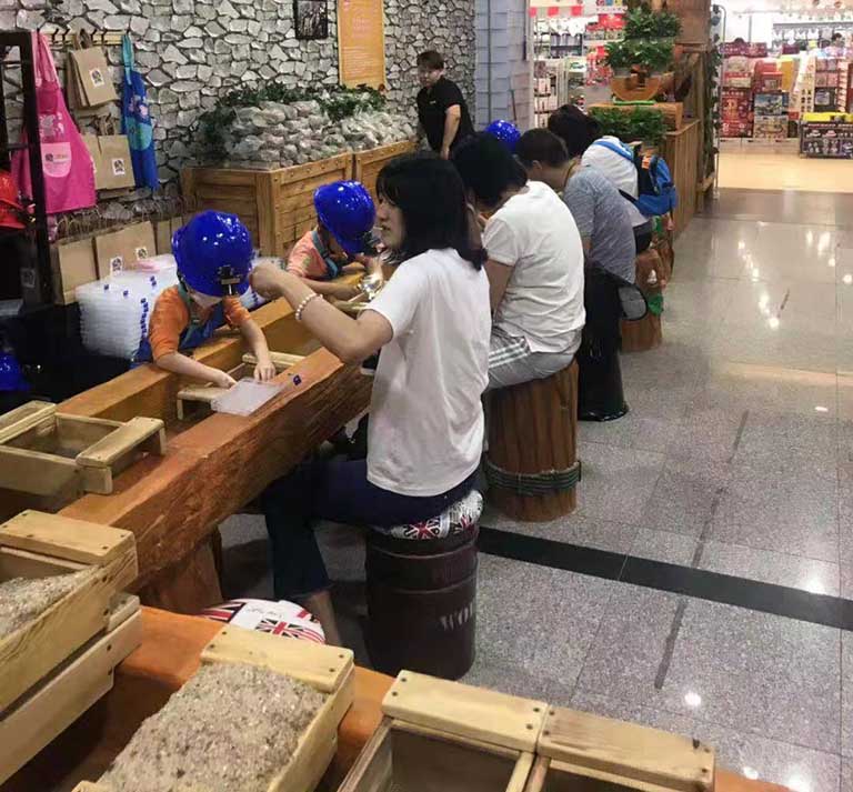 兒童淘礦設(shè)備.jpeg 兒童淘礦設(shè)備