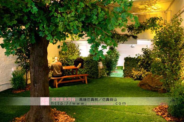 室內(nèi)仿真假樹(shù).jpg 室內(nèi)仿真假樹(shù)