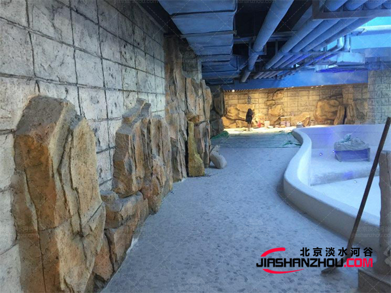 塑石假山.jpg 塑石假山