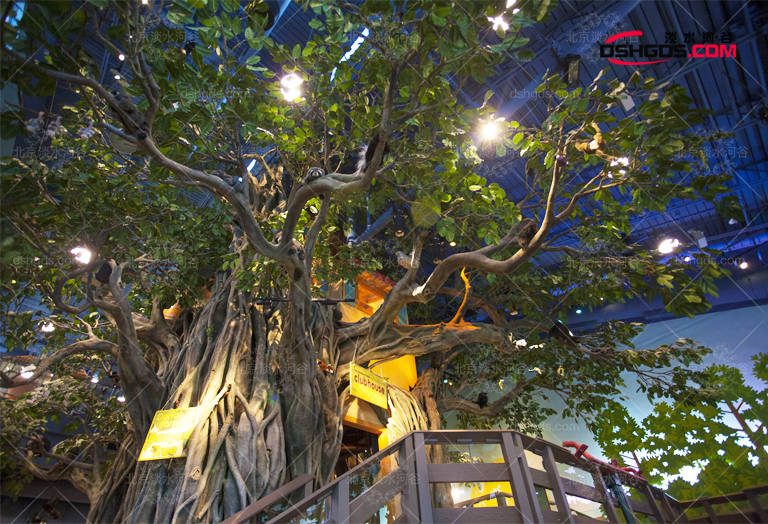 仿真大樹.jpg 仿真大樹