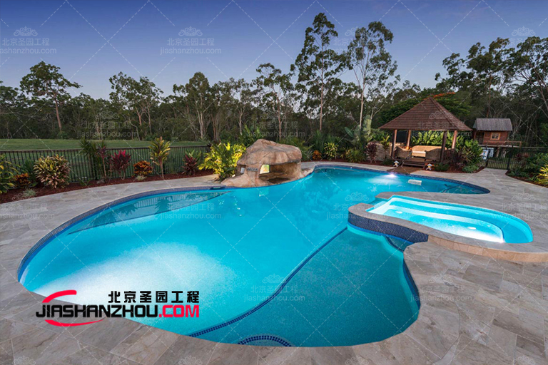 塑石假山.jpg 塑石假山