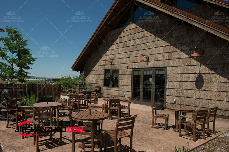 仿真樹(shù)皮屋.jpg 仿真樹(shù)皮屋