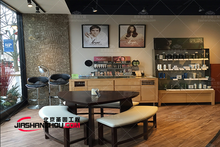 仿真樹(shù)皮屋.jpg 仿真樹(shù)皮屋g