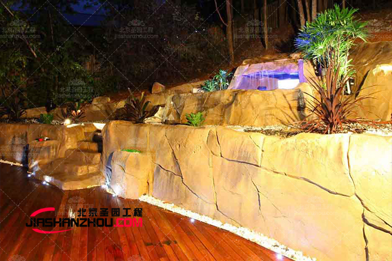 塑石假山.jpg 塑石假山