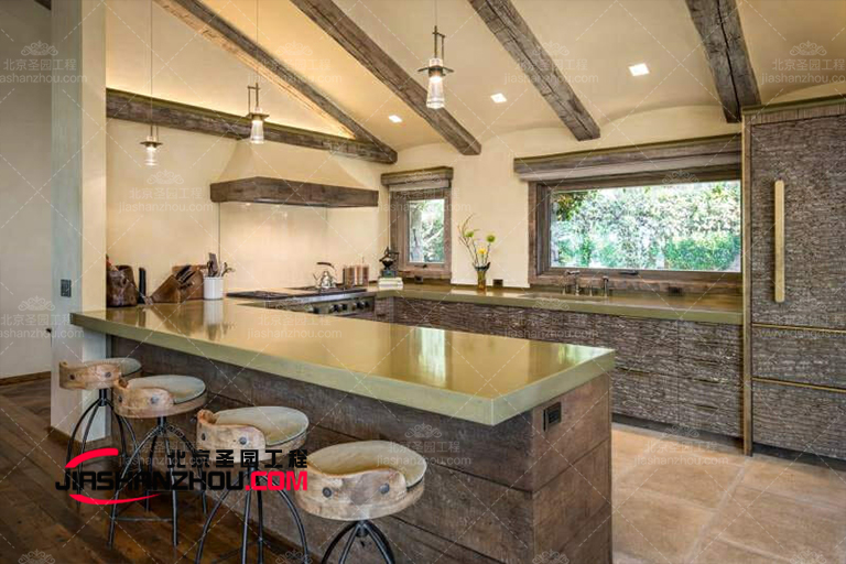 仿真樹(shù)皮酒店.jpg 仿真樹(shù)皮酒店.jpg